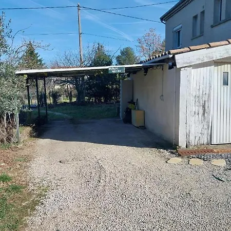 Domaine De Lazuel A 2,5km Du Centre 住宿加早餐酒店